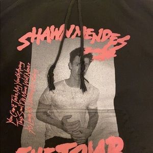 shawn mendes hoodie!! barely been worn!